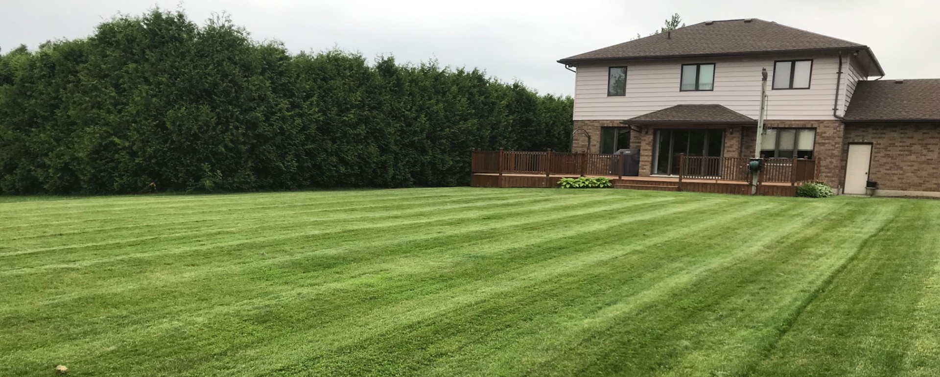Lawn Mowing Services in London, Ontario | RLawn Landscaping & Services